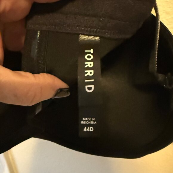 Torrid Plus Size 44D Black Bombshell Everyday Strapless Boost Bra Rhinestone - Picture 3 of 4